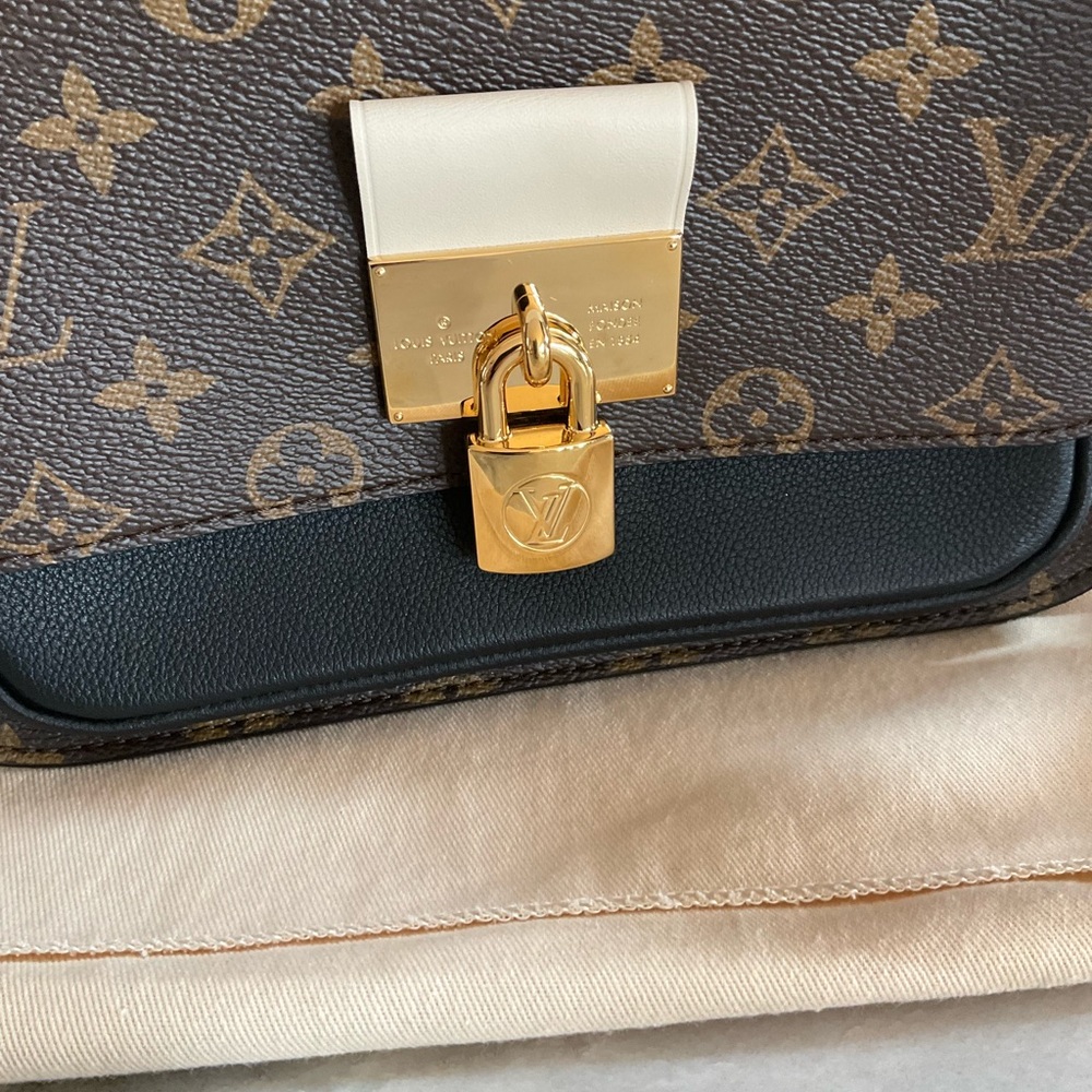 Sold Louis Vuitton Vaugirard - Picture 2 of 16